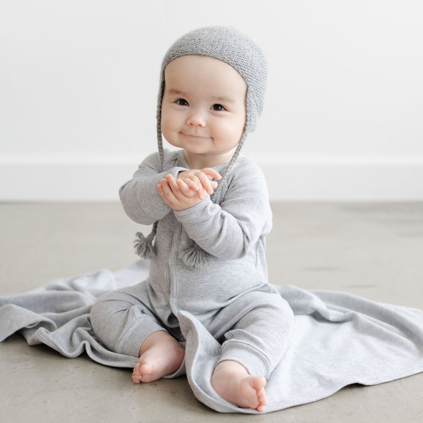 Long Sleeved Coverall with Handcover